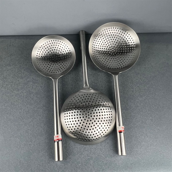 Chao Inox Thân Liền – 18cm