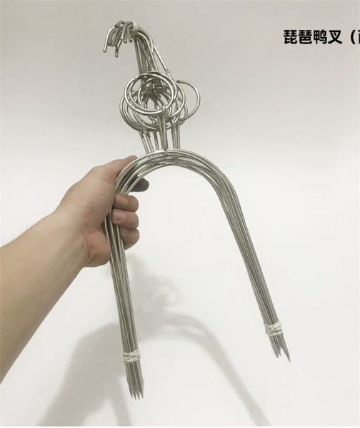 Móc Xiên Gà Vịt Nướng Nguyên Con Size Đại 52cm 3