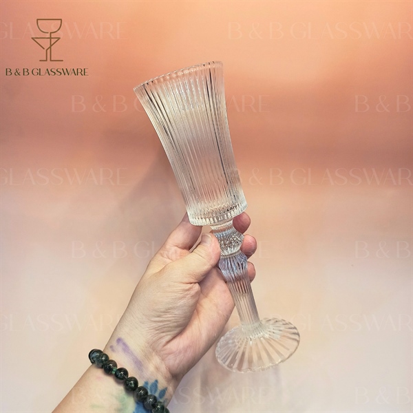 Ly Champagne Sọc Chân Cao Aika - ảnh 2