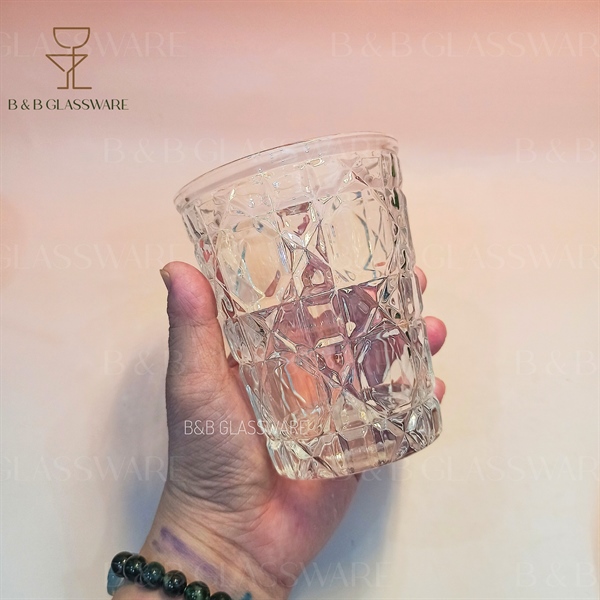 Ly Whisky Khắc Hoa Văn Châu Âu - ảnh 2