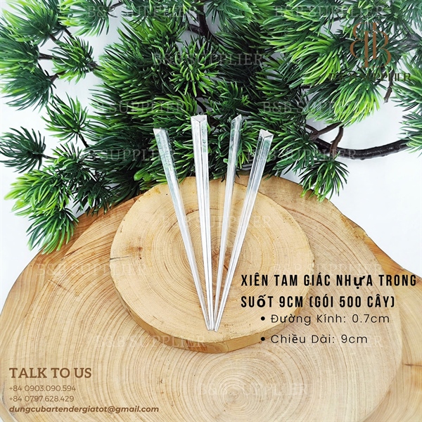 Xiên Tam Giác Nhựa Trong Suốt 9cm (Gói 500 Cây)