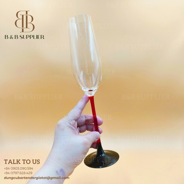 Ly Champagne Flute Chân Viền Đen Đỏ Ombre LX03JG5204 - ảnh 2