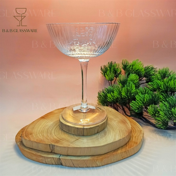 Ly Cocktail Coupe Sọc Avi